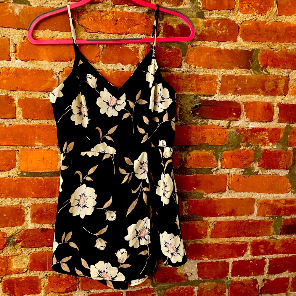 Lulus floral skort romper